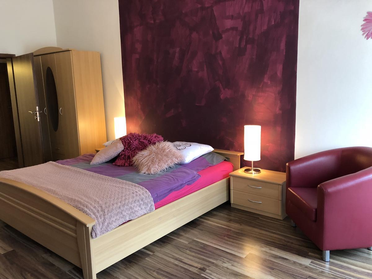 Apartmany Galeta Карловы Вары Экстерьер фото